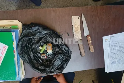 Estudiante es hallado con dos cuchillos en su escuela tras la denuncia de que otro estudiante recibía amenazas