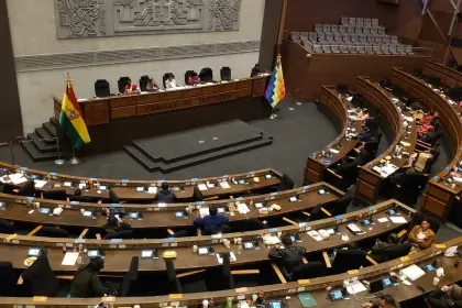Diputados aprueban ley de reparación para víctimas de “graves violaciones” en “rupturas del orden constitucional”