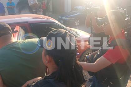 Aprehenden a dos personas tras el hallazgo de armas en una casa en Santa Cruz 