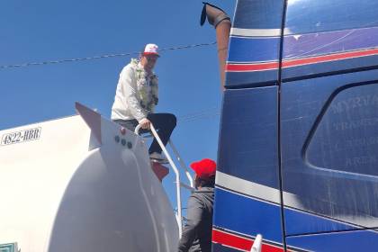 Tuto cierra campaña en El Alto sobre una cisterna y con la promesa de un “cambio radical”