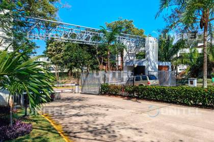 Caso armas en Viru Viru: Policía encontró fotografías de autoridades en uno de los allanamientos
