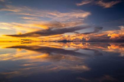 Arranca el primer Festival Internacional de Cine en el Salar de Uyuni 