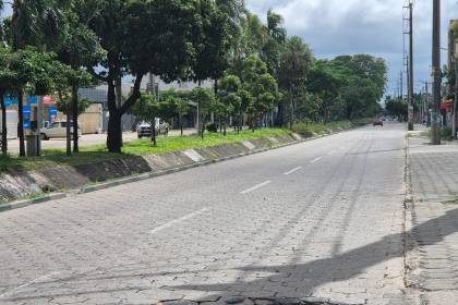El 2026 arranca con poca circulación en las calles del eje central y hay pronóstico de lluvias en siete departamentos