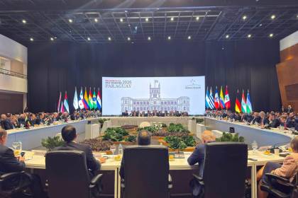 Paz participa de la cumbre del Mercosur para sellar acuerdos y sostener reuniones bilaterales 