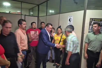 Alcalde Jhonny Fernández se presenta a su audiencia por el caso Mutualista