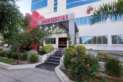 Accidente de tránsito deja cuatro heridos, incluyendo dos niños y su padre