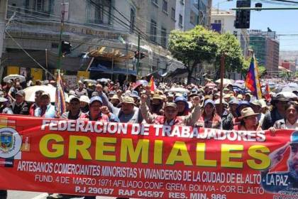 Gremiales anuncian marcha en La Paz para este martes por la escasez de dólares y por un proyecto de ley contra el contrabando