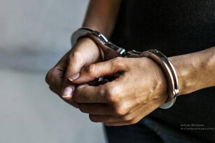 Rastreo de una publicación da con un sujeto acusado de violar a una niña y difundir videos pornográficos