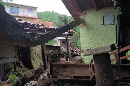 Desborde en Samaipata: “Mi padre está herido y mi mamá de 87 años está desaparecida desde la madrugada”, lamenta una hija