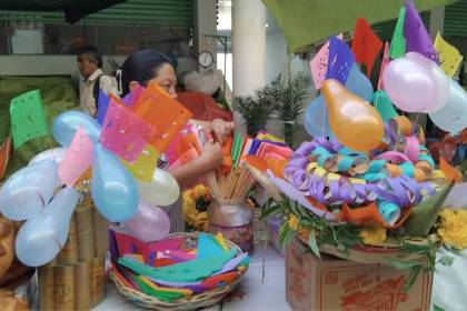 La fiesta de jueves de Comadres se vive a lo grande: conoce la agenda completa 