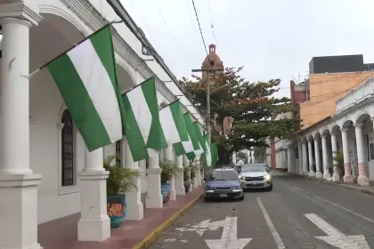 Santa Cruz se viste de verde y blanco para conmemorar el Día de la Bandera Cruceña