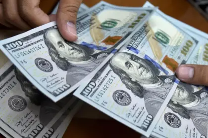 El dólar oficial vuelve a subir: ¿Cuál es la cotización para este sábado?