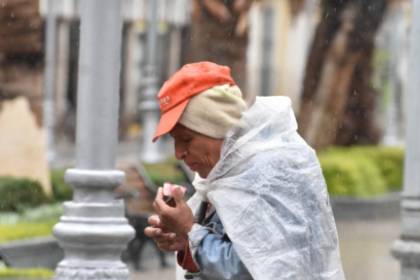 ¡Alerta! Frente frío golpeará a siete departamentos con descensos de hasta 12 °C
