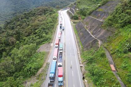 Levantan los bloqueos de carreteras y solo se registran tres en Cochabamba
