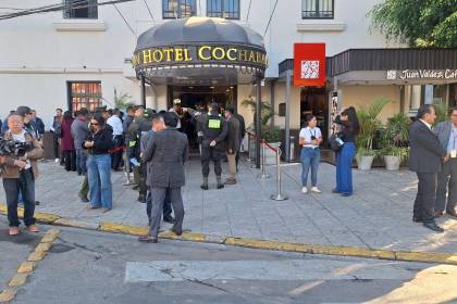 Comienzan a llegar los invitados a la cumbre nacional convocada por el presidente Paz 