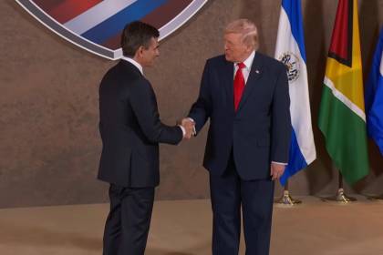 Paz y Trump: El apretón de manos que abre una nueva era en la relaciones entre Bolivia y EEUU 