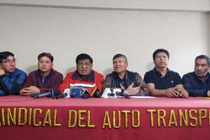 Transporte de Cochabamba se declara en emergencia por eliminación de la subvención de combustible