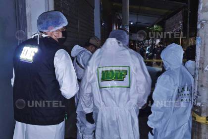 Apuñalan y matan a un policía jubilado cuando conversaba con su pareja