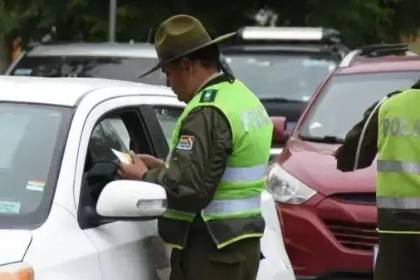 El cierre de comisarias de tránsito rige solo para las que funcionaban de “forma irregular y con fines extorsivos”, aclara comandante policial