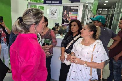 Cuatro concejalas denuncian al alcalde cruceño Jhonny Fernández y a su hijo por violencia política