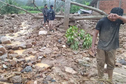 “Todo lo hemos perdido”, afectados por la mazamorra en Cristal Mayu piden ayuda