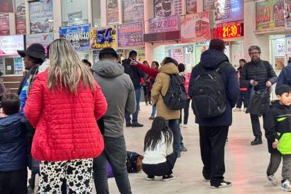 Familias aprovechan fin de semana largo para viajar y hay expectativa en los sectores gastronómico y hotelero