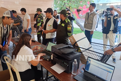 Las maletas electorales empiezan a llegar a centros de cómputo para el registro de actas