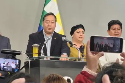 A horas de dejar el poder, Arce defiende su legado, apunta contra Evo y ve que el proceso de cambio “fue herido de muerte” 