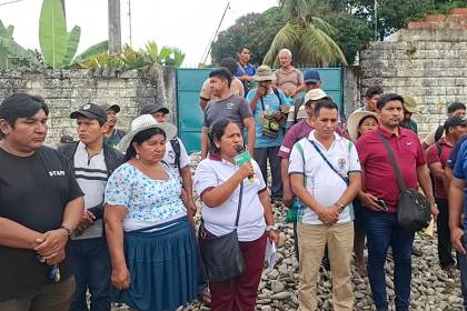 Cocaleros del trópico de Cochabamba toman Udestro y paraliza la racionalización de la hoja verde