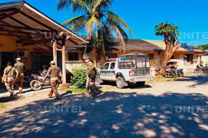 Hombre muere acribillado por encapuchados en el trópico de Cochabamba 