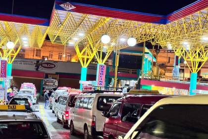 La Paz: Surtidores reportan “incapacidad para operar” ante paralización casi total del suministro