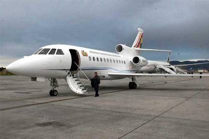 Gobierno reporta “fallas inusuales en el avión presidencial” y anuncia reprogramación de viaje de Paz a EEUU