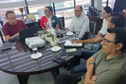 Órgano Electoral se reúne con el PDC y Libre para coordinar detalles del debate vicepresidencial