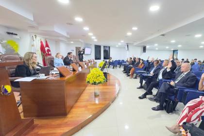 Parlamento Andino destaca el diálogo y la concertación para superar conflictos en Bolivia