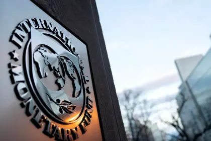 Gobierno: Ya se envió al Legislativo la ley del crédito del FMI, que ayudará a “estabilizar” el tipo de cambio