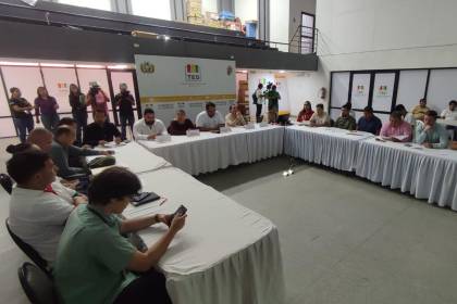 11 candidatos a la Gobernación cruceña participarán del debate organizado por el TED