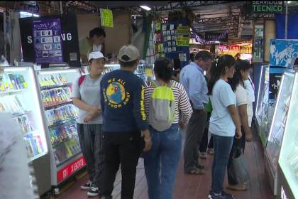 Santa Cruz: Comerciantes señalan que hay incertidumbre en el precio de celulares debido a la variación del dólar 