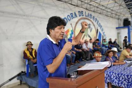 Evo Morales: “Cuando gobernaban los neoliberales no faltaba gasolina ni dólares”