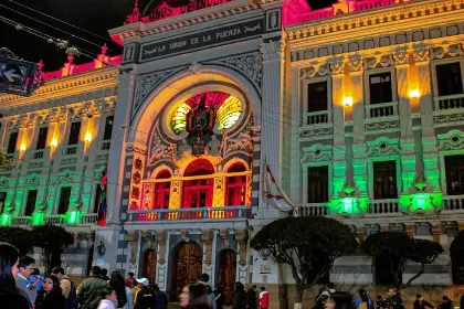Bolivia inicia su semana de celebración por los 201 años de independencia; conoce la agenda de actos oficiales