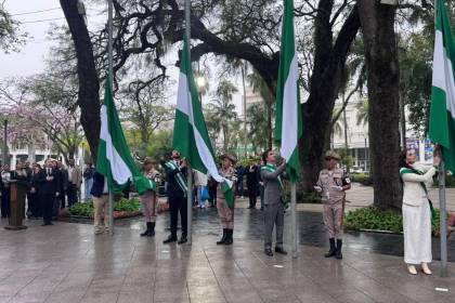 Santa Cruz celebra el Día de la Bandera Cruceña, símbolo de identidad y civismo