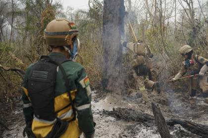 Declaratoria de desastre nacional por incendios es una medida “tardía”, señalan desde la oposición