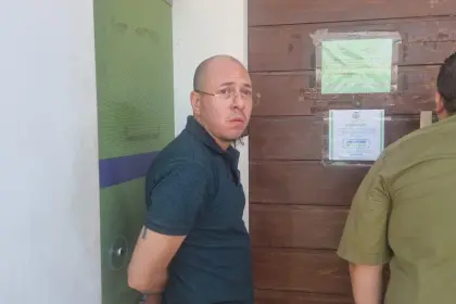 Ordenan la detención preventiva del juez Zeballos por la droga hallada en un galpón