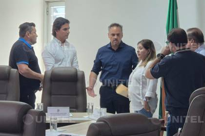 Arranca transición en la capital cruceña: Saavedra y su equipo se reúnen con Jhonny en la Quinta Municipal 