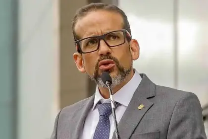 Justicia extingue el caso ‘carro bombero’ contra exgobernador Luis Fernando Camacho