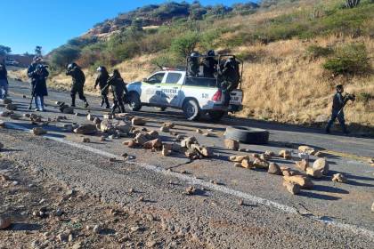Policía reporta 150 puntos de bloqueos en cinco departamentos del país