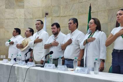 Arranca la Asamblea de la Cruceñidad para tratar la situación del combustible