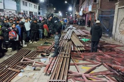 Potosí: Al menos 15 heridos deja la caída de una gradería en la festividad de Ch’utillos
