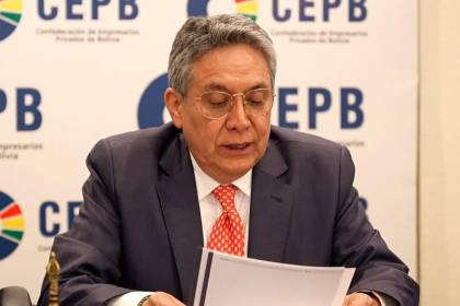 Empresarios convocan a una cumbre para definir “acciones conjuntas ante la crisis”