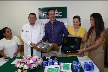 Empresarios privados donan medicamentos y equipamientos al Hospital Oncológico 