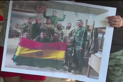 Familias denuncian que 10 jóvenes partieron con engaños a la guerra de Rusia contra Ucrania